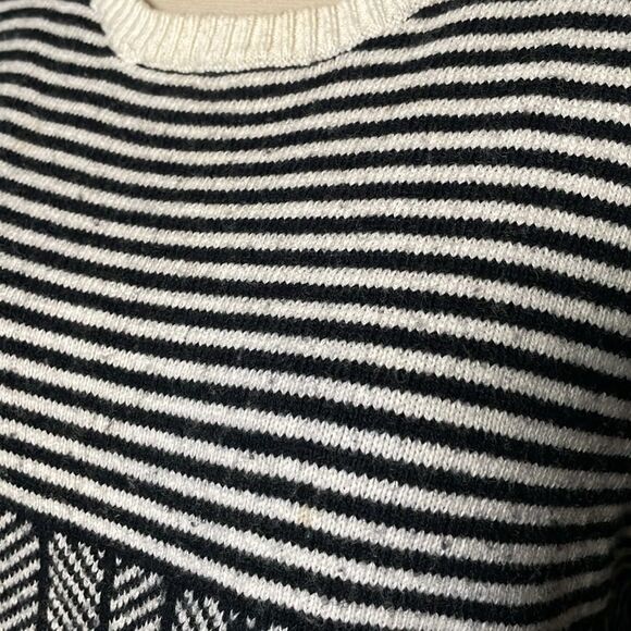 C. Wonder Black and White Striped Cropped Pullover Sweater (Size: Medium) - Picture 5 of 11